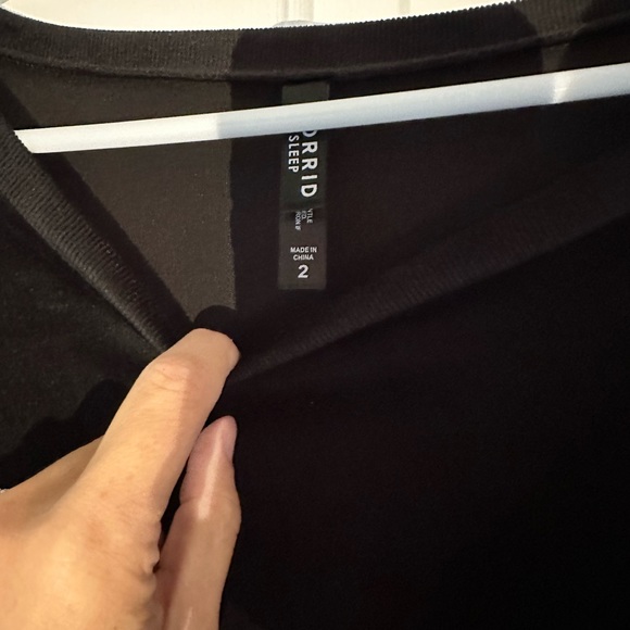 Torrid size 2 black velour sweatshirt - Picture 3 of 3